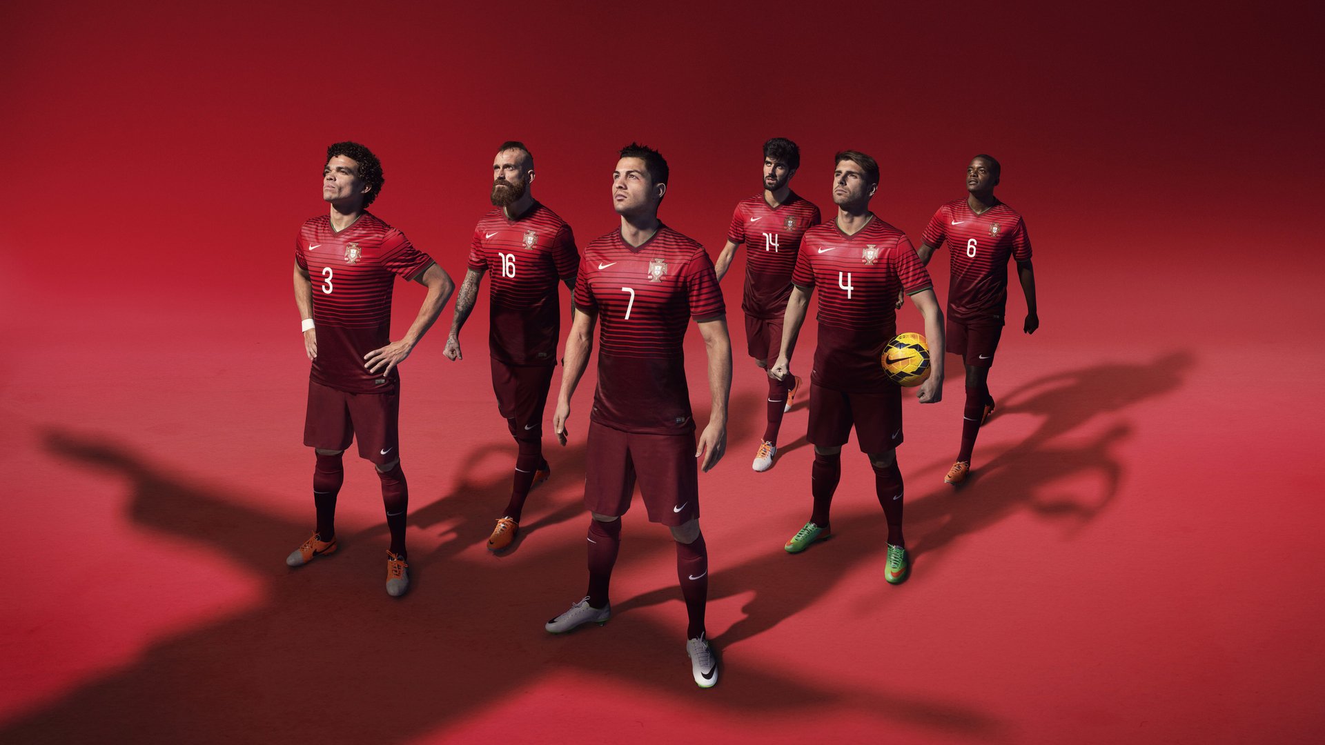 国足边锋角色功能转型趋势追踪，国足左边锋