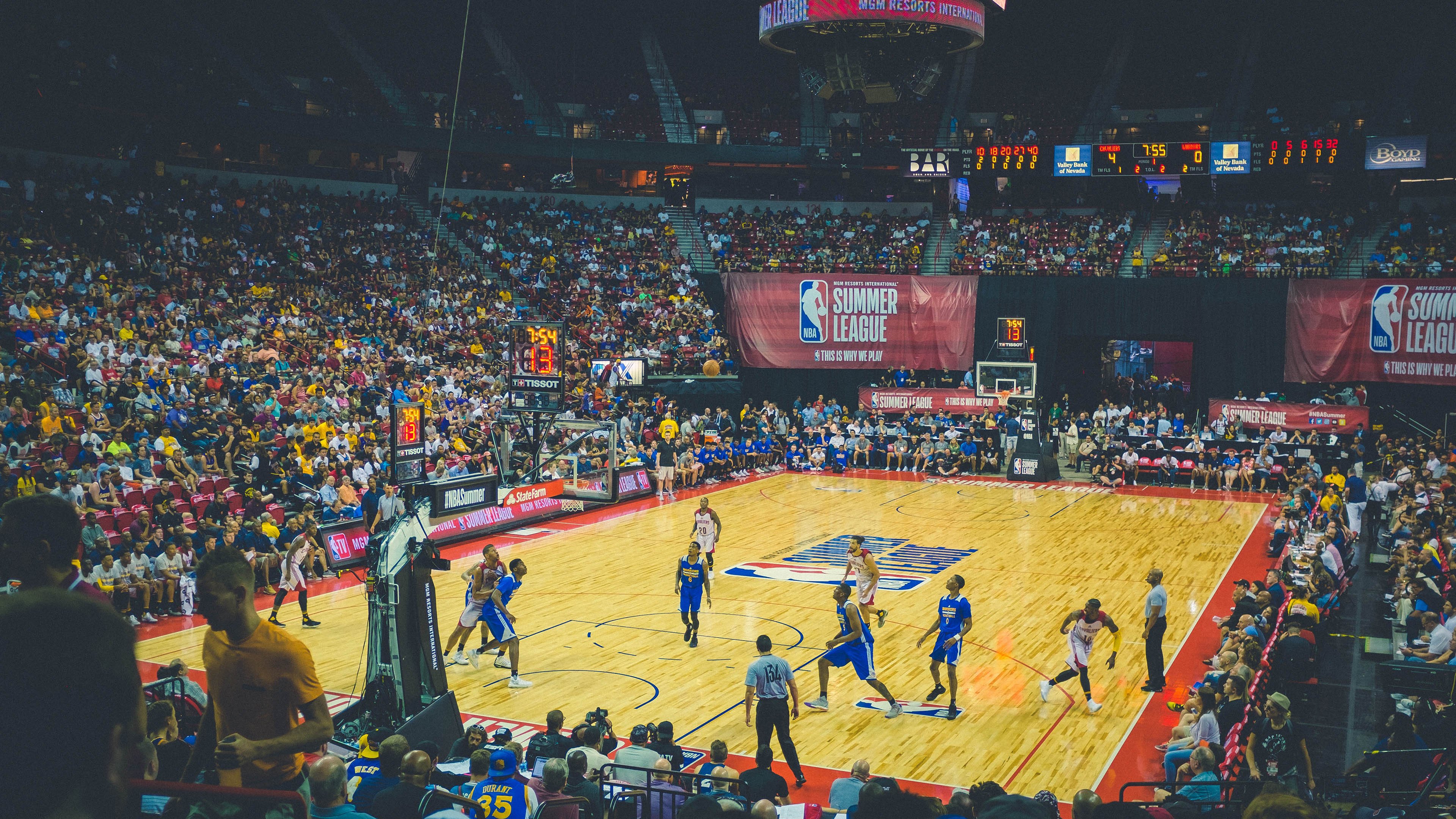 《FIFA“虚拟世界杯”全民足球狂欢开启!》